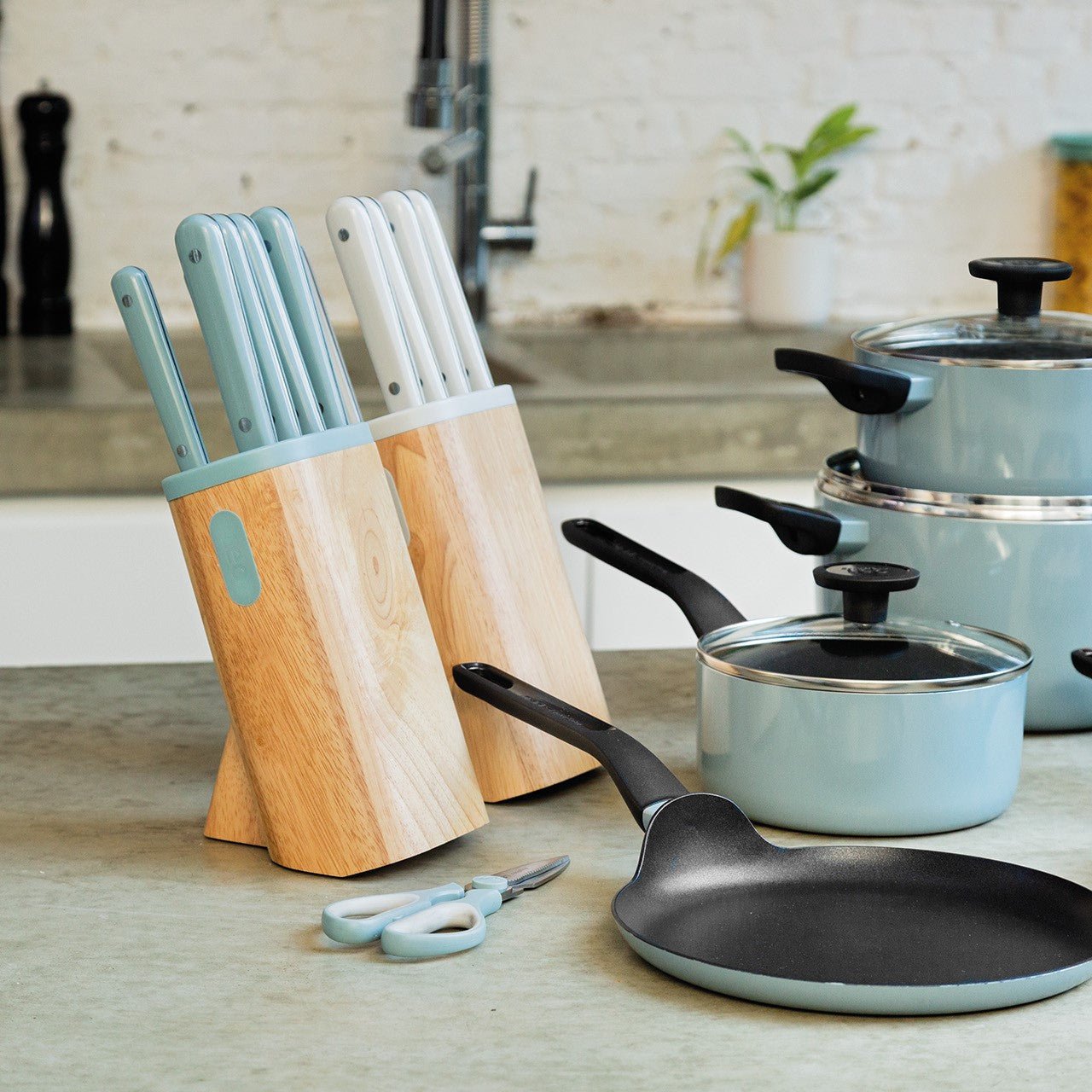 LEO 7-Piece Knife Block Glints Spirit